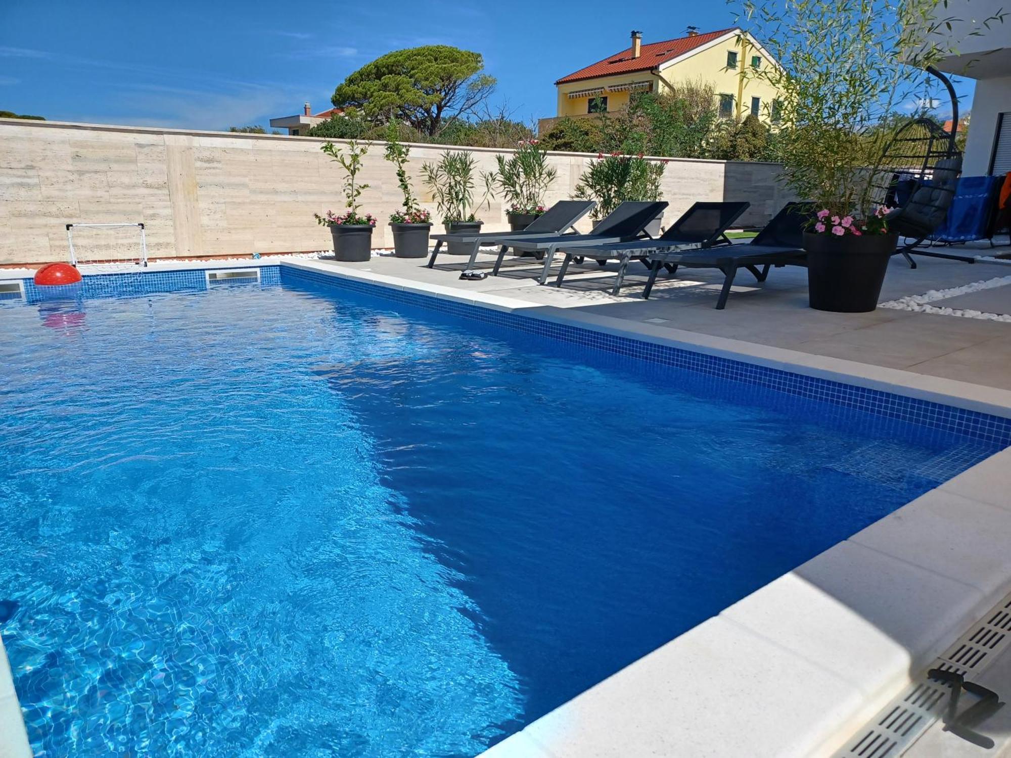 Rimac Apartments Novalja Extérieur photo