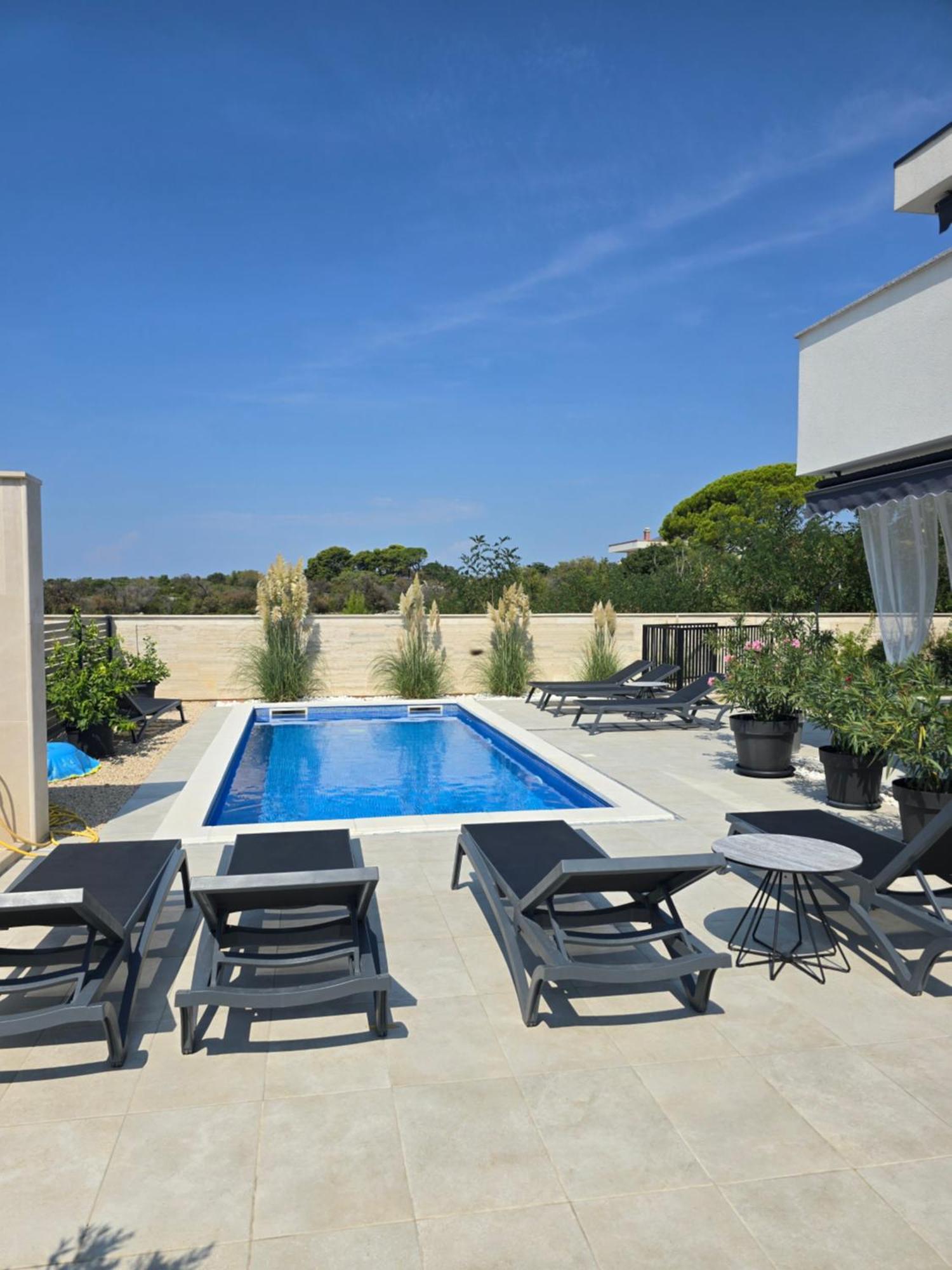 Rimac Apartments Novalja Extérieur photo